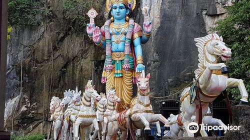 Ramayana Cave - Suyambu Lingam