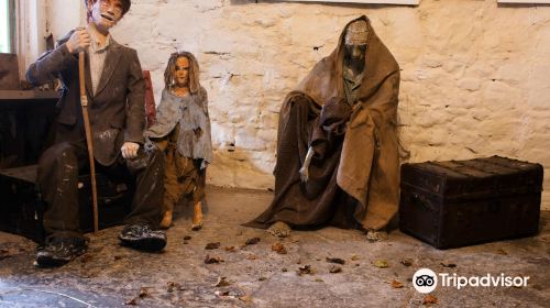 Cashel Folk Village