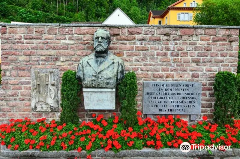 Bas-Relief to Josef Rheinberger