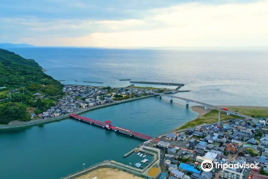 Nagahama Large Bridge.