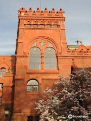 Fisher Fine Arts Library