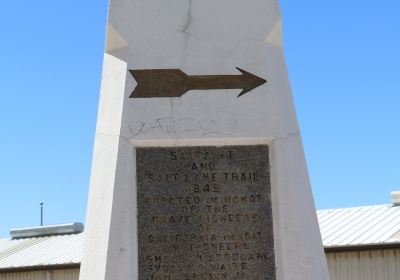 Santa Fe & Salt Lake Trail Monument