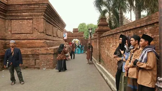 Menara Kudus Mosque