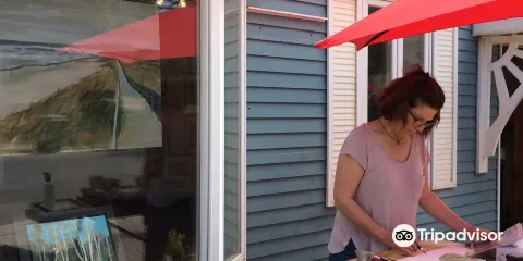 A's - Secondemain Antique Gift Shop & Art Galery