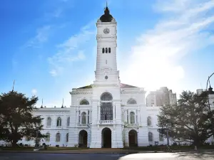 Plaza Moreno