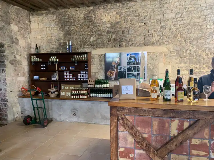 Hotels in Englesqueville-la-Percée