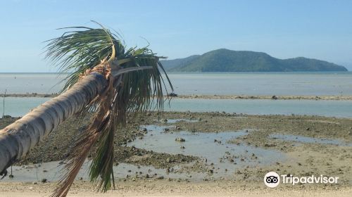 Thong Krut Beach