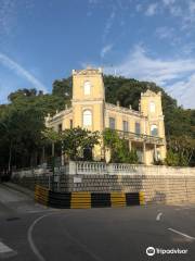 House on Estrada do Engenheiro Trigo