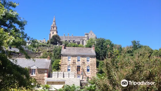 Eglise de Brelevenez