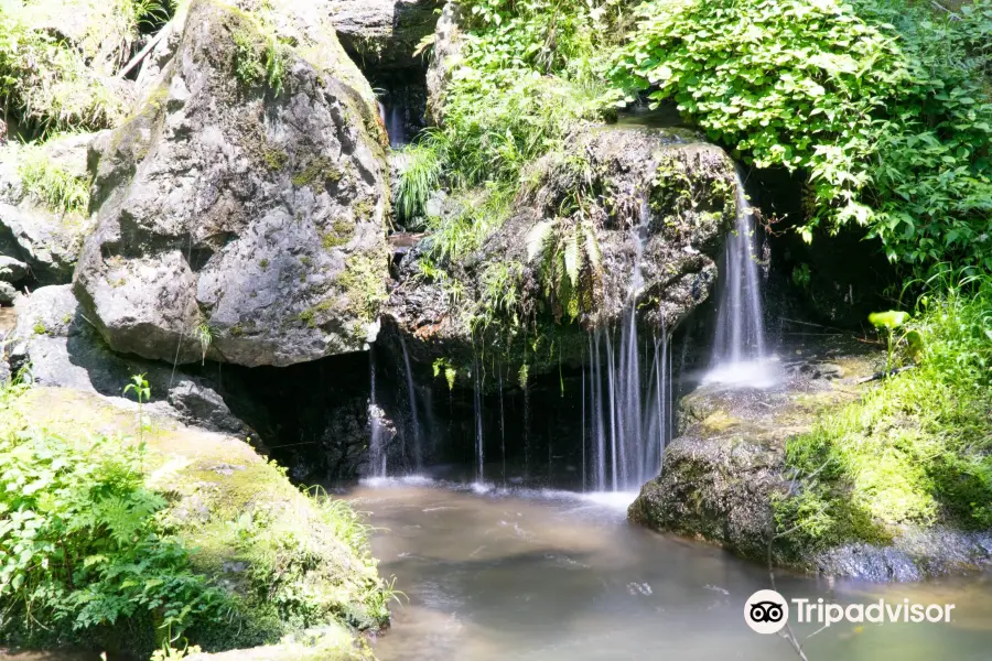 Kanba Falls