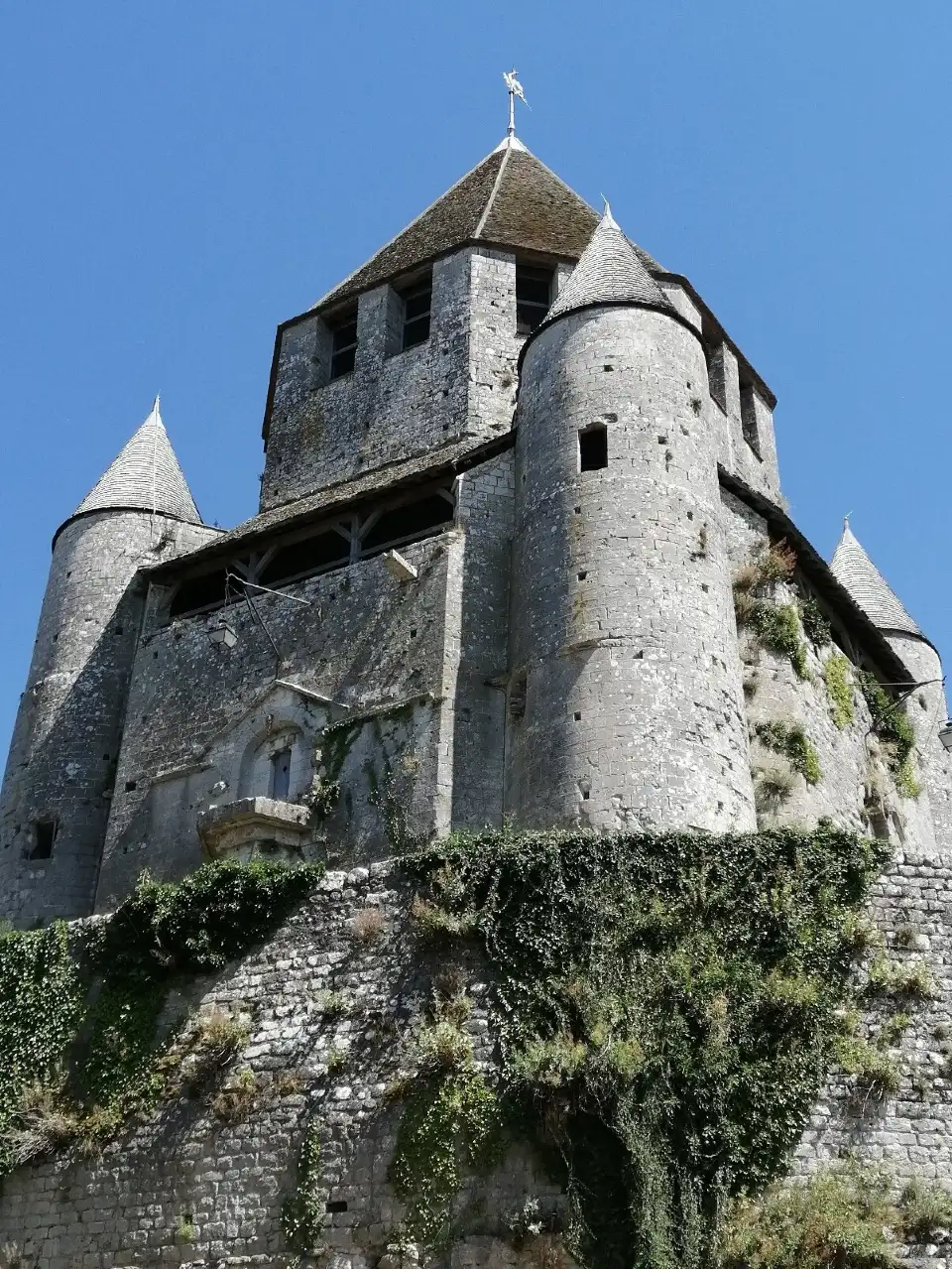 4_Caesar Keep
