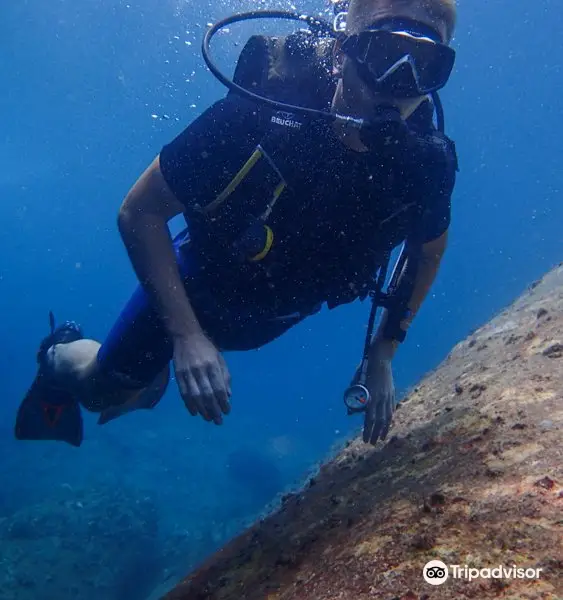 RU-DIVING Dive Center