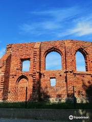 Die Kirchenruine von Hoff