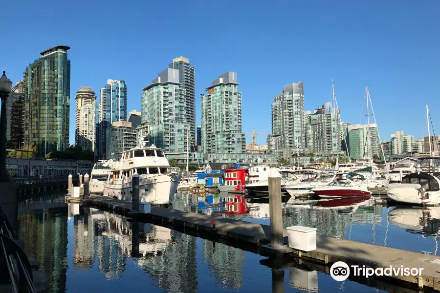 Coal Harbour Marina