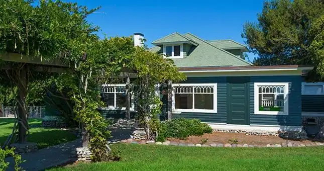 Các khách sạn gần La Jolla Historical Society