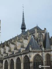 Caudebec-En-Caux: Town & Cathedral