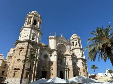 Cadiz Cathedral Các khách sạn ở Cadiz