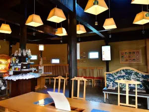 Kishi Station
