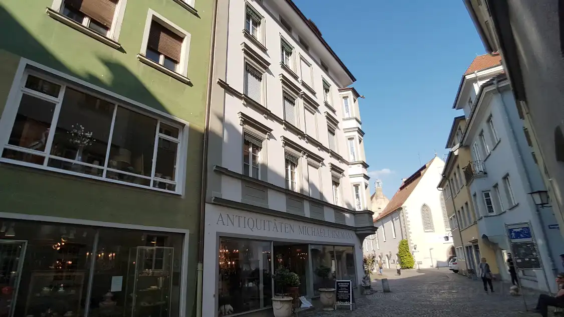 Hotels near Galerie Victor Shtivelberg