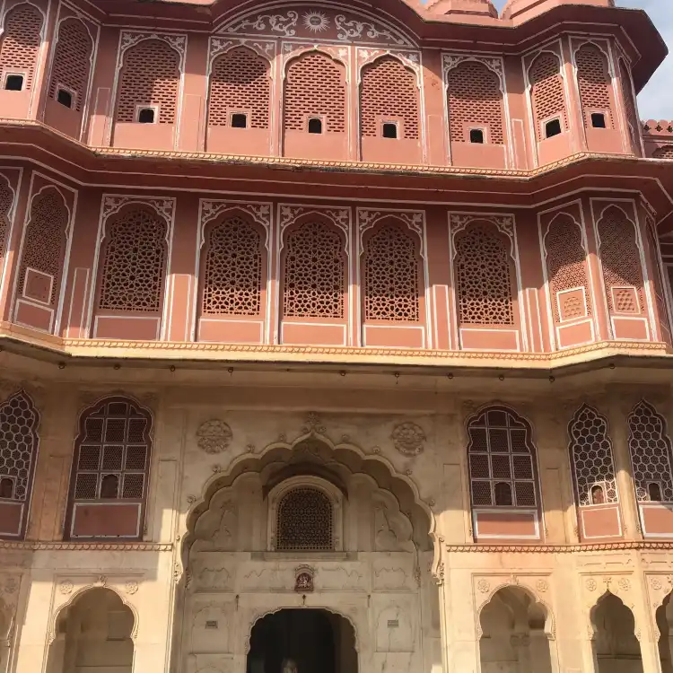 Hotels near Ridhi Siddhi Pol