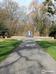 Ehrenfriedhof am Maschsee-Nordufer