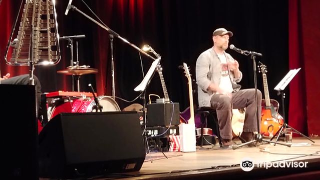 Munchner Lustspielhaus