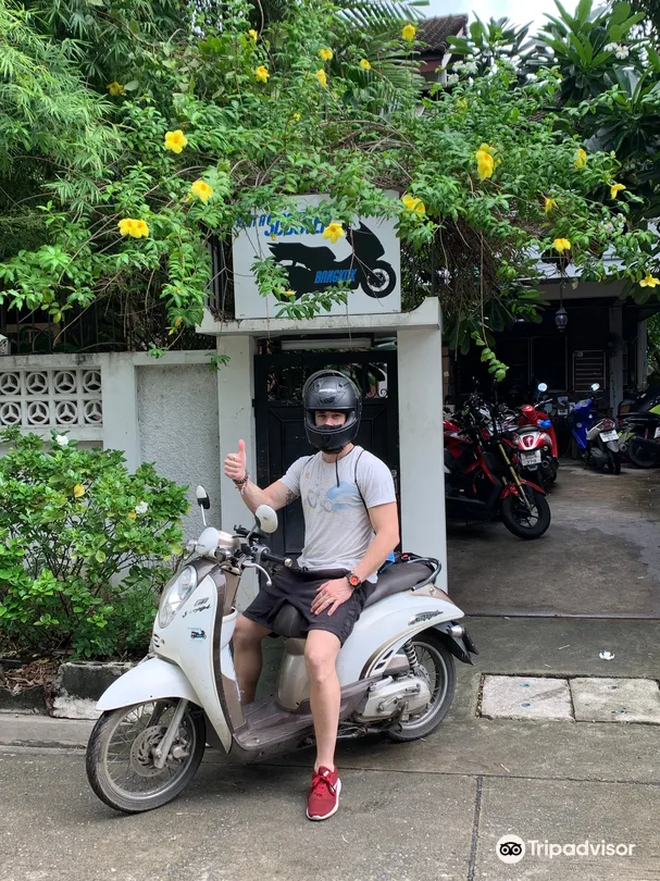 2_Rent A Scooter Bangkok