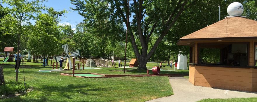 Dan's Miniature Golf