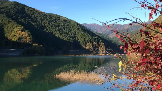 Naguri Lake (Arima Dam)