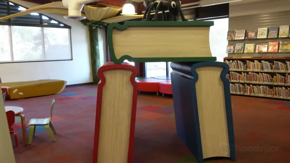 5_Fallbrook Library