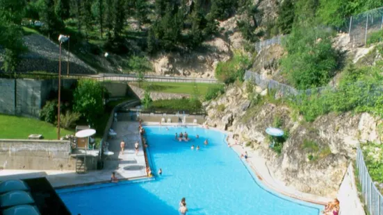 Radium Hot Springs Pools