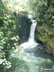Waterfall Sauniatu