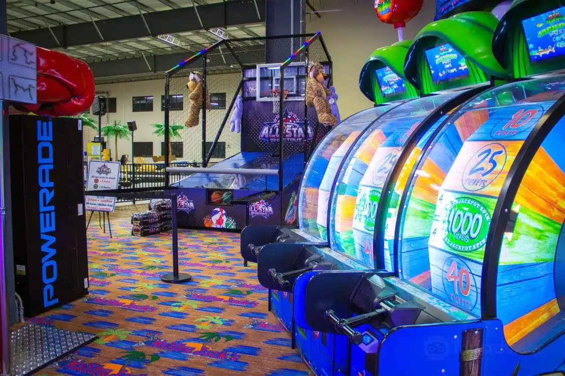 Hotels near Malibu Jack's Lexington