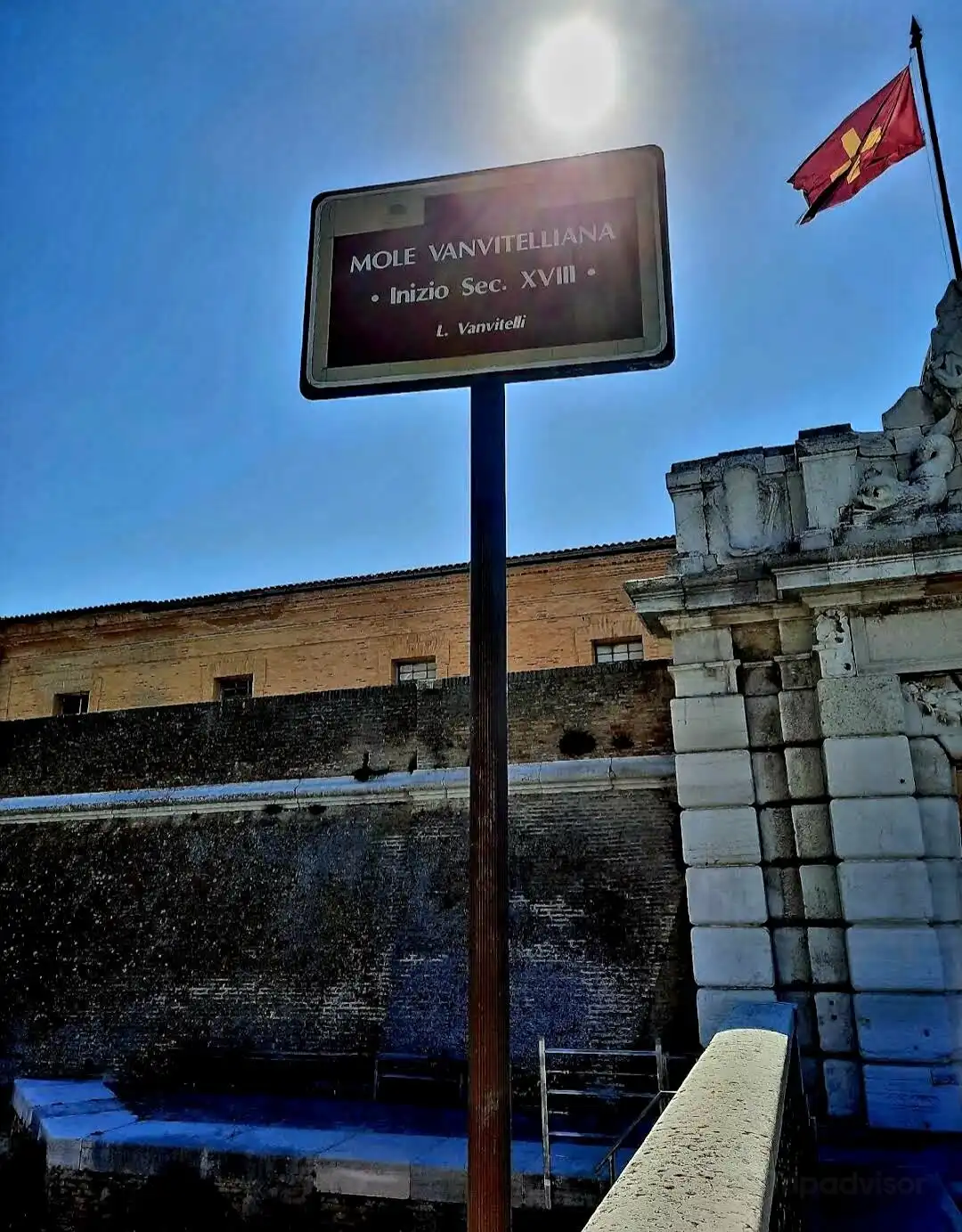 Hotel in zona Mole Vanvitelliana