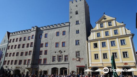 Haidplatz Square