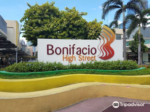 Bonifacio High Street