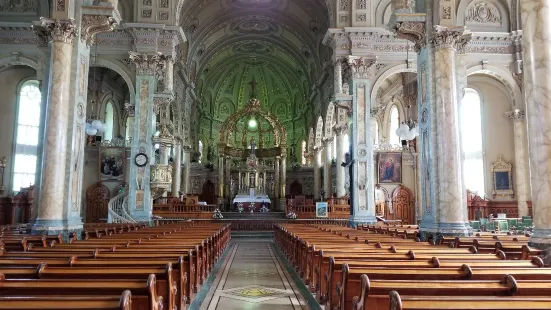 Église catholique Notre-Dame-des-Neiges