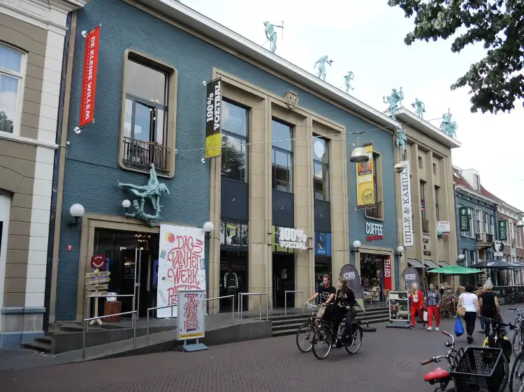 Hotels near Toneelspelers