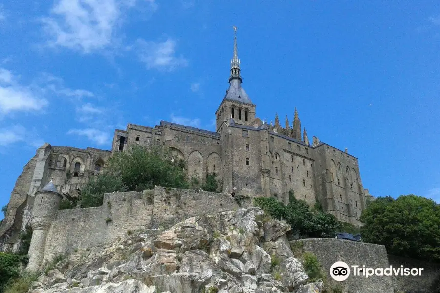 La Chapelle-Saint-Aubert