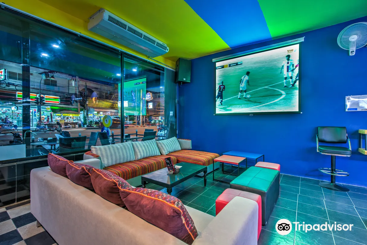 1_Double Kiss Pool Hall & Sports Lounge