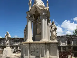 Cementerio la Reina