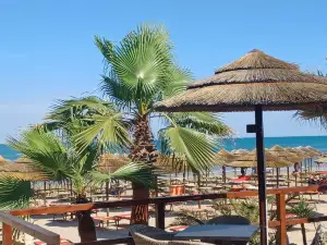 Pelikano Restaurant & Beach Club