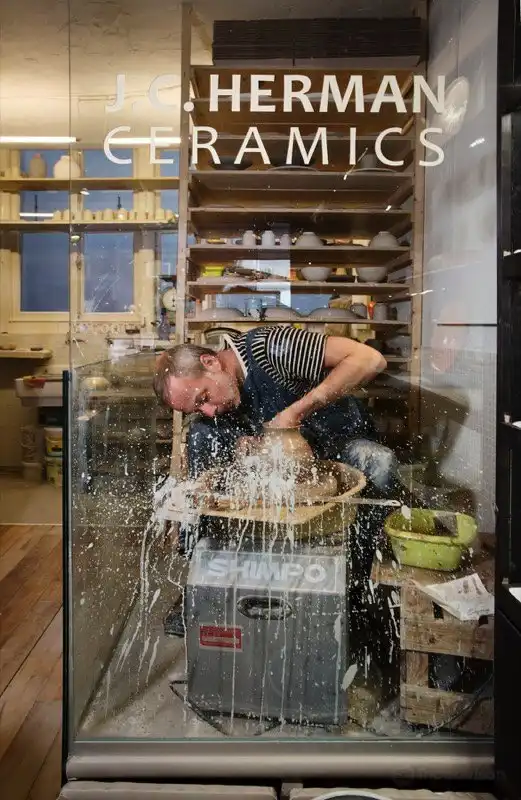 Hotels near J.C. HERMAN Ceramics