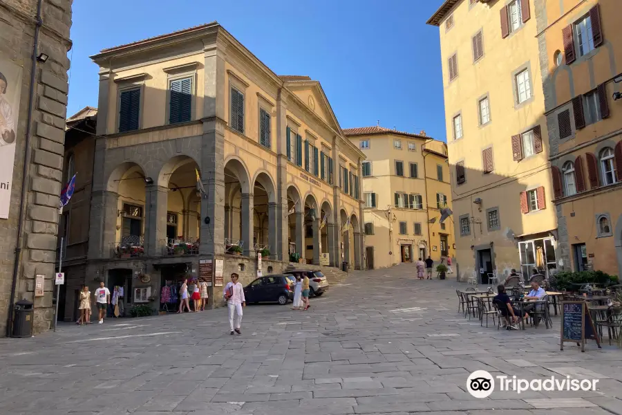 Piazza Signorelli