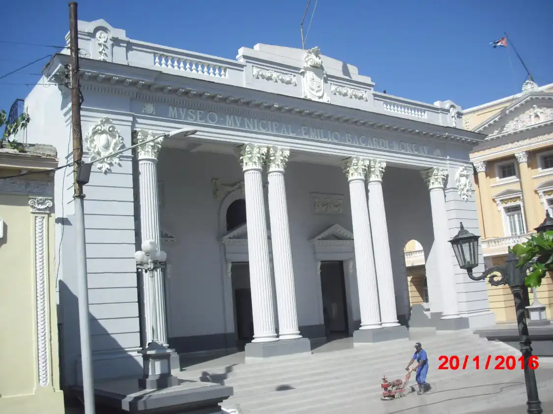 Các khách sạn gần Emilio Bacardi Moreau Museum