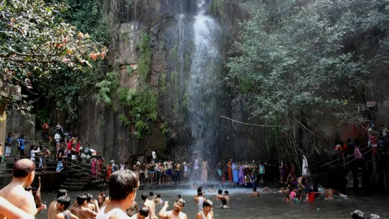 Kakolat Waterfalls