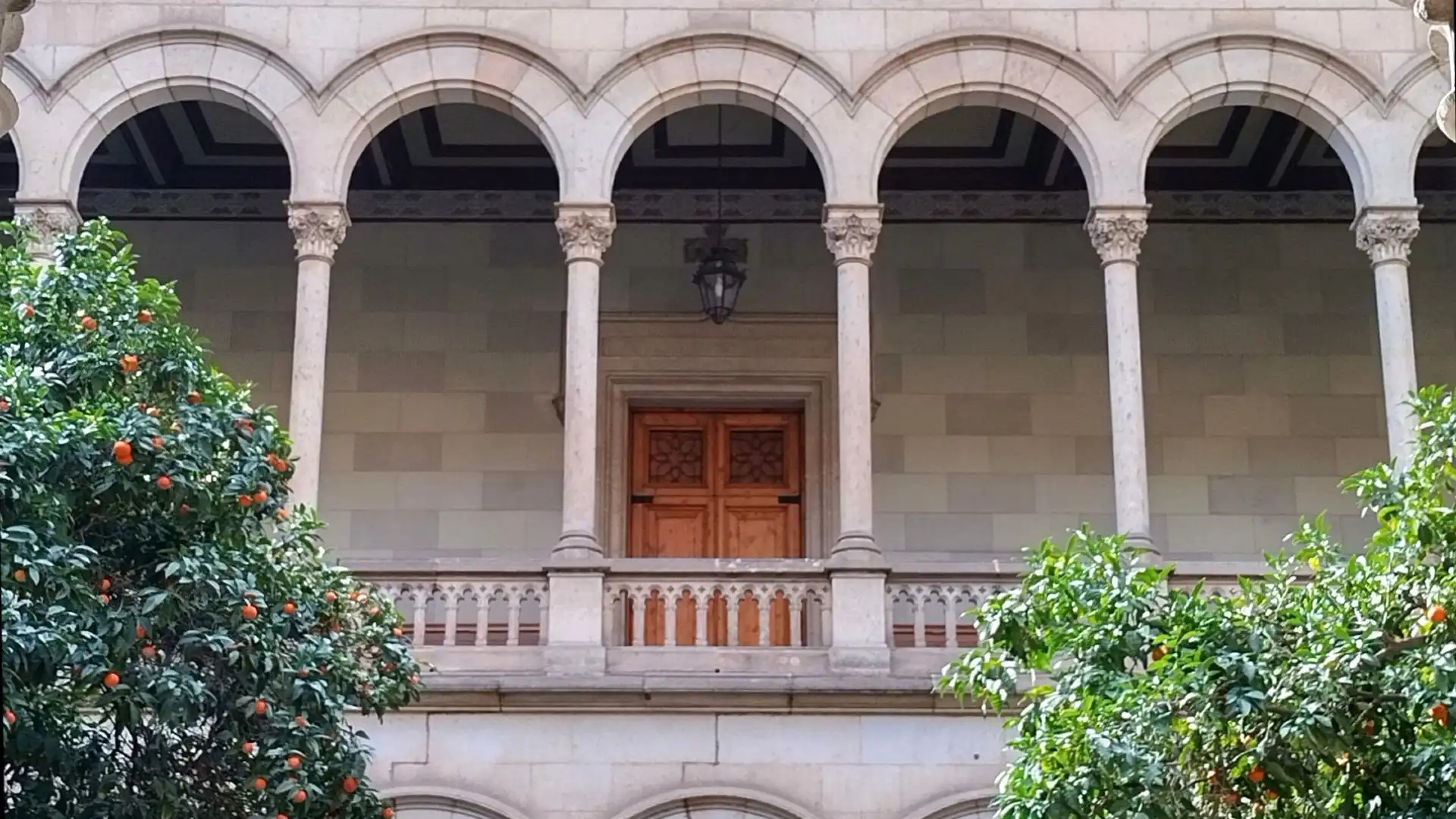 Hotels near Universitat de Barcelona