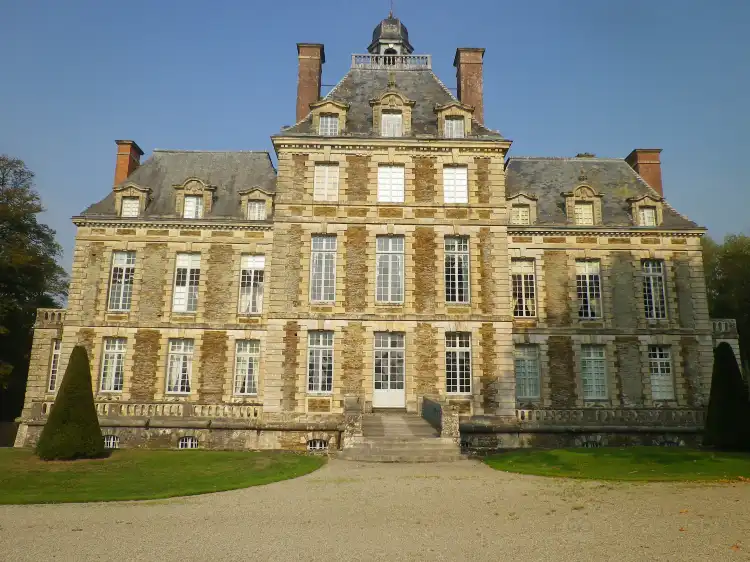 Hotels in Balleroy