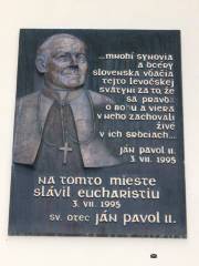 Statue in momory of the of Pope John Paul II