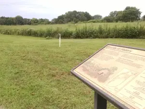 Albany Mounds State Historic Site